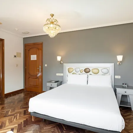 Hotell Alda Santa Cristina